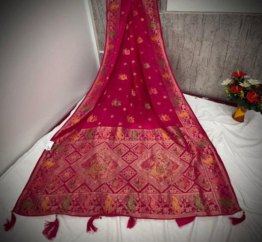 Troika Fashion – Rani Pink HO Silk Saree with Multicolor Zari Weaving & Royal Motifs