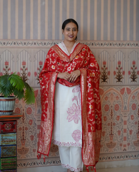 Troika Fashion – Royal Banarasi Style Dola Silk Dupatta
