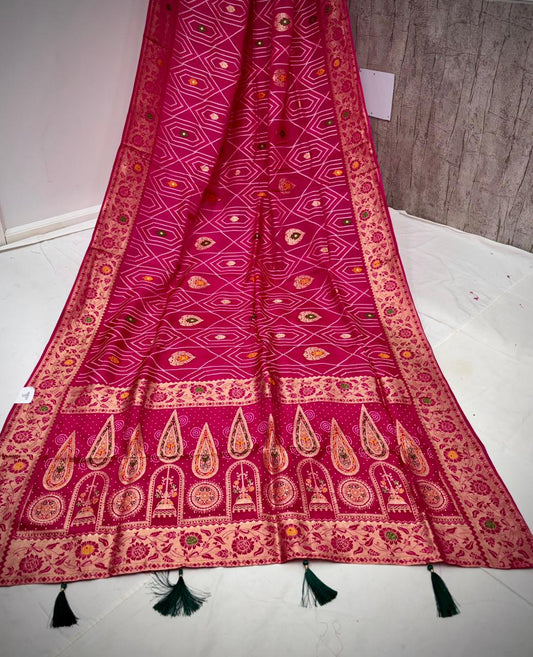 ❤️ Troika Fashion - HO Silk Paithani Border Meena Bandhej Saree with Intricate Zari Weaving Saree
