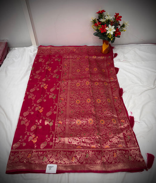 Troika Fashion – Deep Pink HO Silk Saree with Golden Zari Floral Weaving & Rich Pallu Design