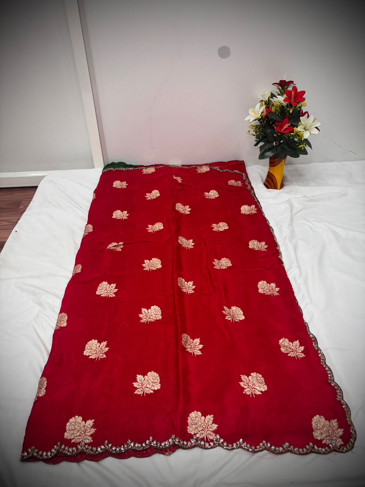 Troika Fashion – Elegant Red HO Silk MS Buta Saree with Embroidered Zari Motifs